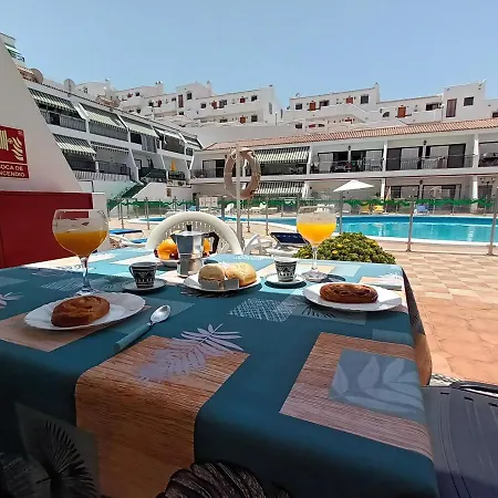 Petula Holiday Pool View *