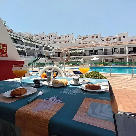 Petula Holiday Pool View * لوس كريستيانوس